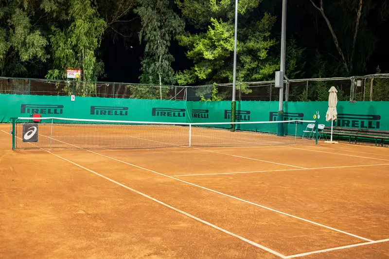 Court 4 from the side