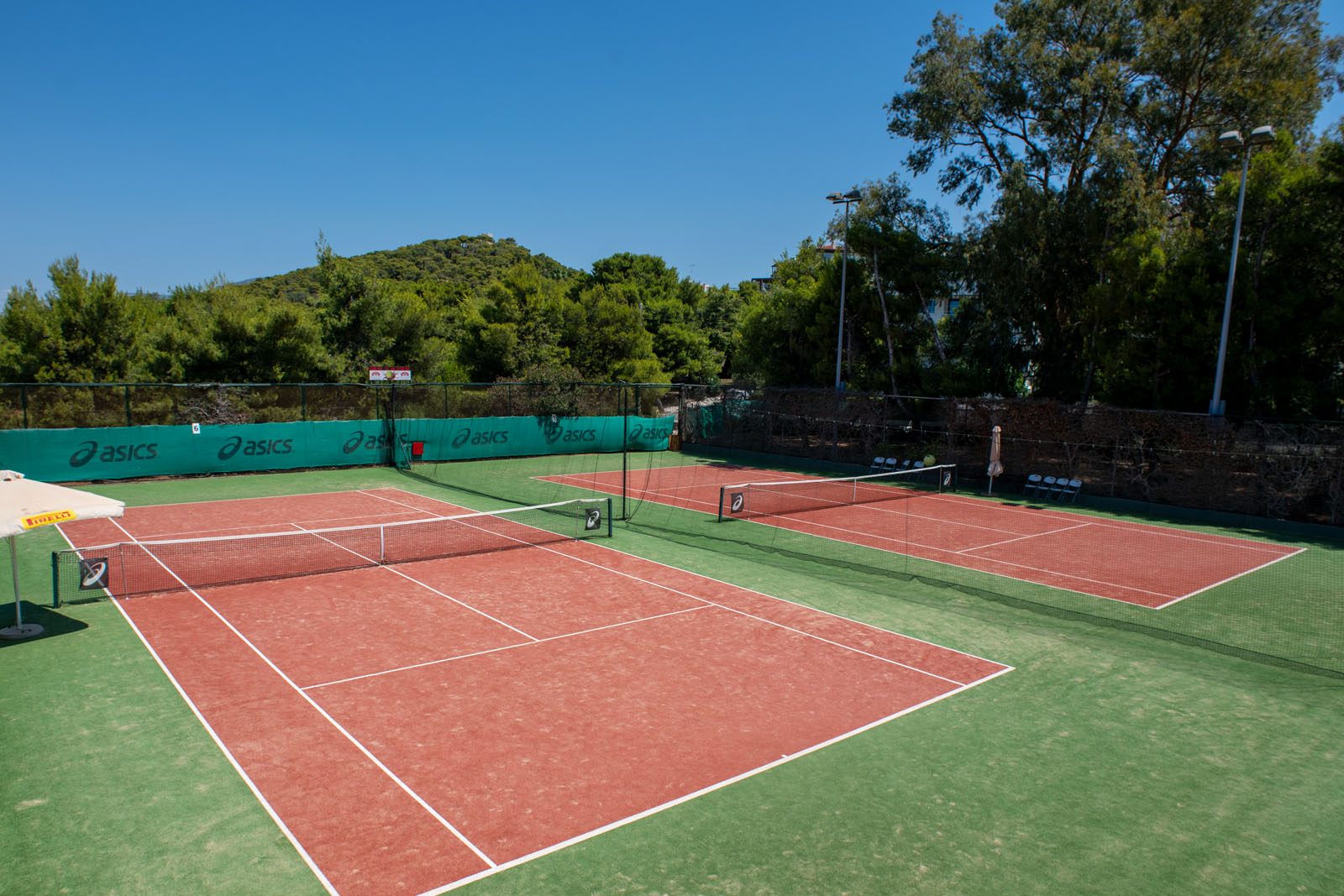 Courts 5–6 wide angle